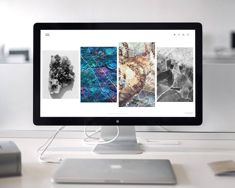 網站視覺設計華麗、色彩多樣、圖片豐富。